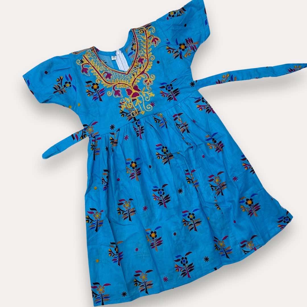 ملابس متنوعه للأطفال لعمر 3 شهور