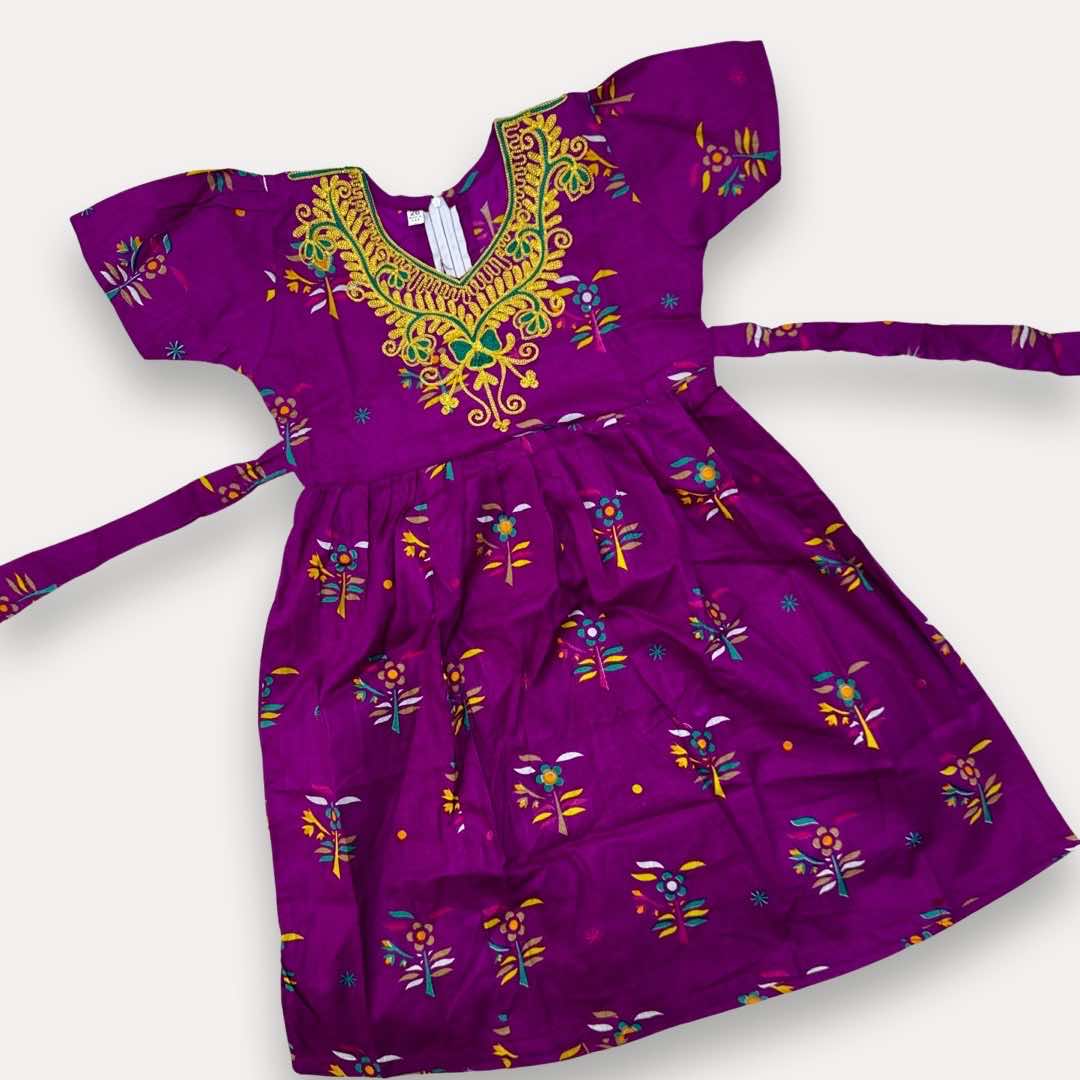 ملابس متنوعه للأطفال لعمر 3 شهور