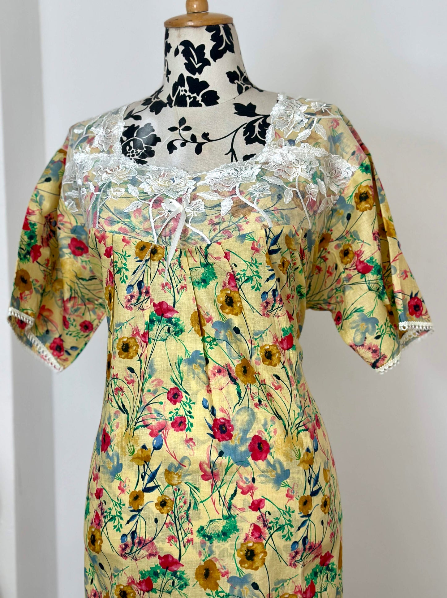 Lace jalabiyas 01